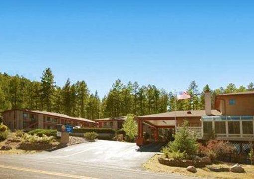 фото отеля Comfort Inn at Ponderosa Pines