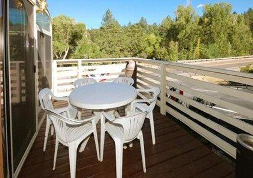 фото отеля Comfort Inn at Ponderosa Pines