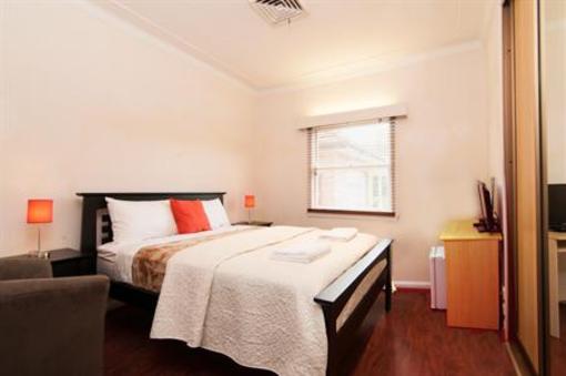 фото отеля North Ryde Guest House