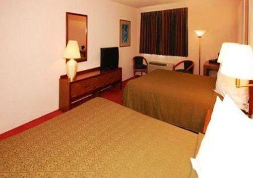 фото отеля Quality Inn Saint Ignace