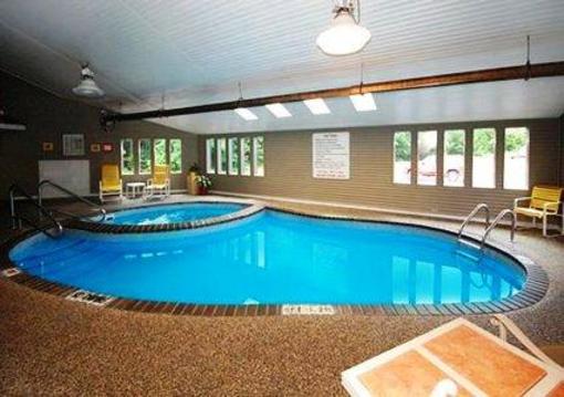 фото отеля Quality Inn Saint Ignace