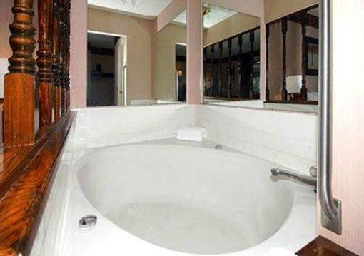 фото отеля Quality Inn Saint Ignace