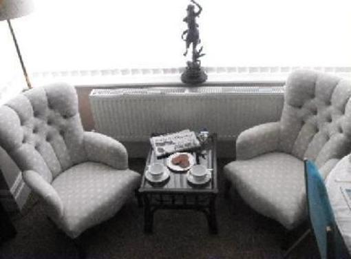 фото отеля Leaded Light Guest House Solihull