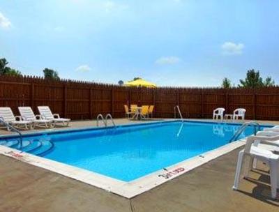 фото отеля Super 8 Motel Georgetown (Kentucky)