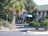 Creekside Lands Inn