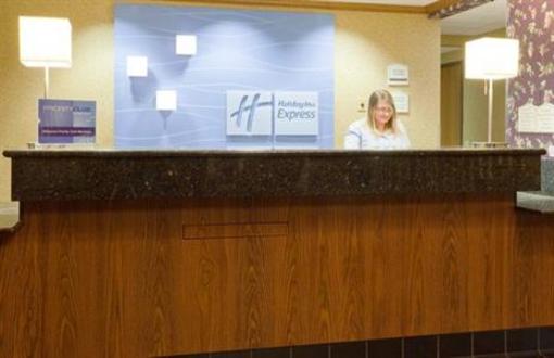 фото отеля Holiday Inn Express Oshkosh-SR 41