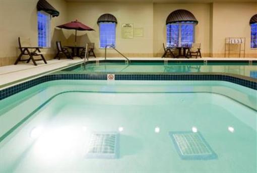фото отеля Holiday Inn Express Oshkosh-SR 41