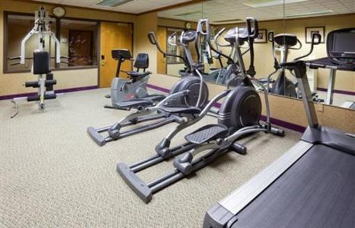 фото отеля Holiday Inn Express Oshkosh-SR 41