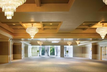 фото отеля The London West Hollywood
