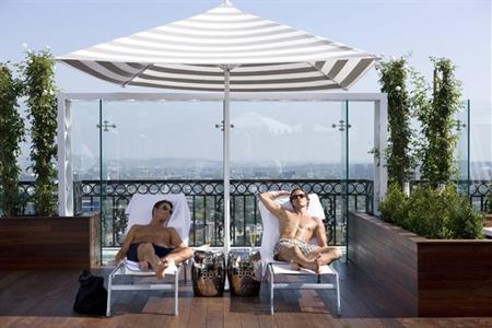 фото отеля The London West Hollywood