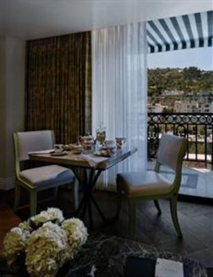 фото отеля The London West Hollywood