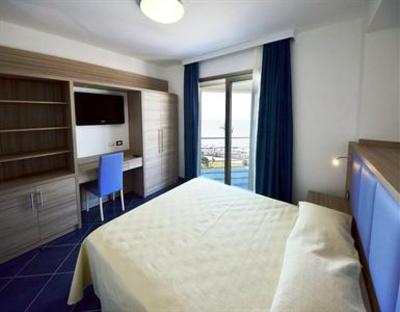 фото отеля Astro Sul Mare Apartment Cefalu