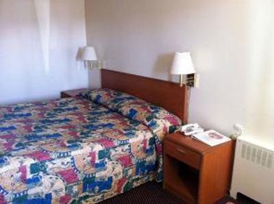фото отеля Canada's Best Value Inn