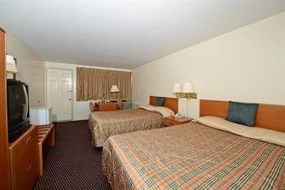 фото отеля Canada's Best Value Inn