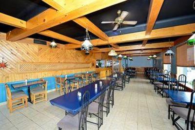 фото отеля Canada's Best Value Inn