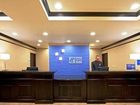 фото отеля Holiday Inn Express Hotel & Suites Syracuse North - Airport Area