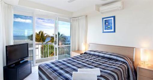 фото отеля La Mer Beachfront Apartments