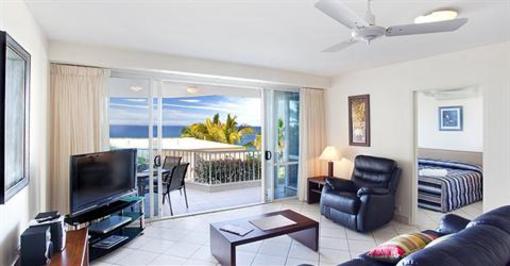 фото отеля La Mer Beachfront Apartments