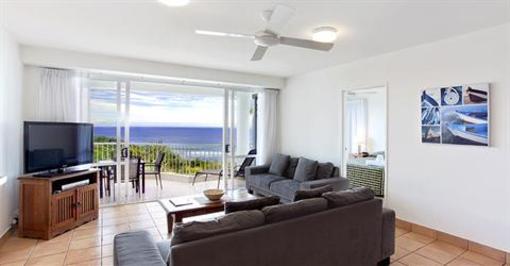 фото отеля La Mer Beachfront Apartments