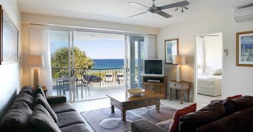 фото отеля La Mer Beachfront Apartments