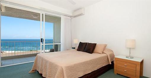 фото отеля La Mer Beachfront Apartments