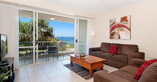 фото отеля La Mer Beachfront Apartments