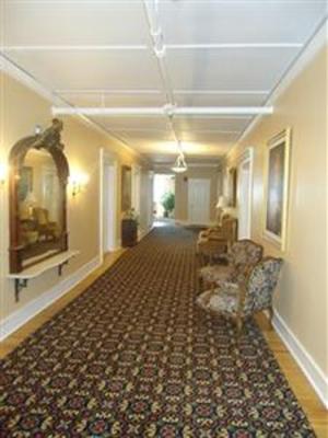 фото отеля Thayers Inn