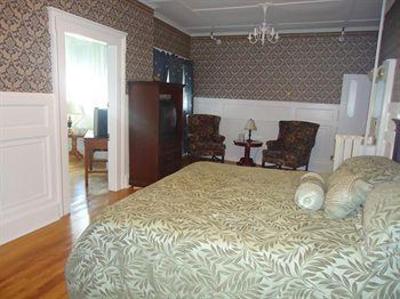 фото отеля Thayers Inn