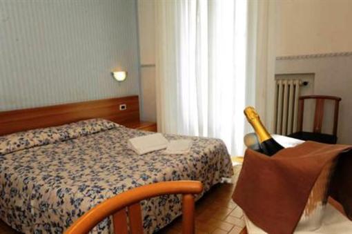 фото отеля Hotel Taormina Bardolino