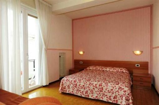 фото отеля Hotel Taormina Bardolino