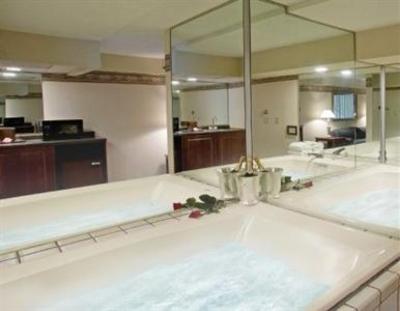 фото отеля Clarion Mason City