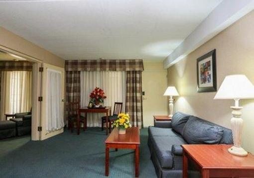 фото отеля Clarion Mason City