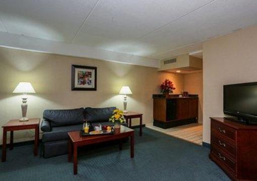 фото отеля Clarion Mason City
