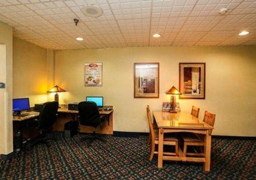 фото отеля Clarion Mason City