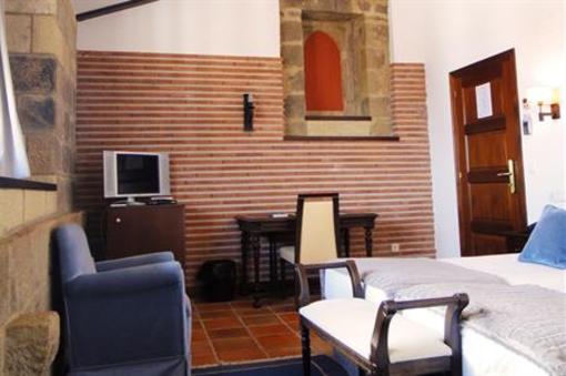 фото отеля Saiaz Hotel Getaria