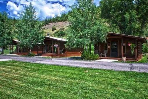фото отеля High Country Lodge Motel & Cabins