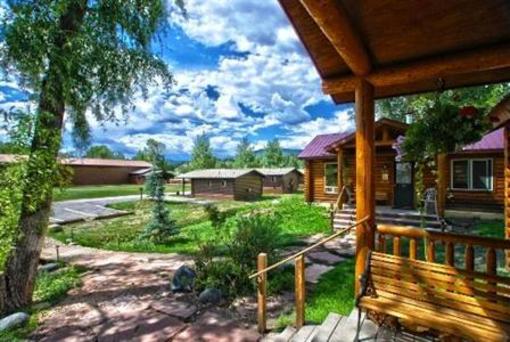фото отеля High Country Lodge Motel & Cabins
