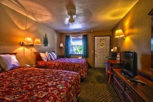 фото отеля High Country Lodge Motel & Cabins