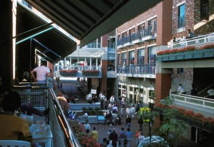 фото отеля Courtyard Atlanta Downtown