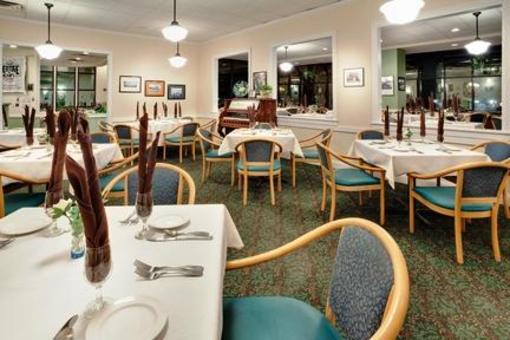 фото отеля Holiday Inn Waterloo-Seneca Falls