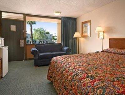 фото отеля Travelodge Scottsdale AZ