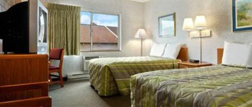 фото отеля Baymont Inn & Suites Madison East