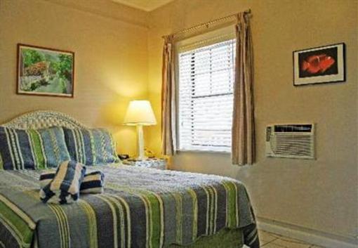 фото отеля Ocean Breeze Inn Key West