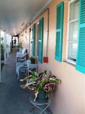 фото отеля Ocean Breeze Inn Key West