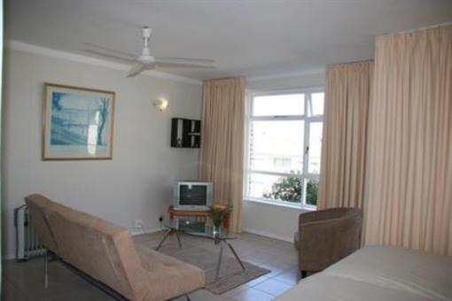 фото отеля Cascades Holiday Apartments Cape Town