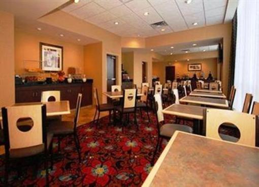 фото отеля Comfort Suites Downtown Buffalo