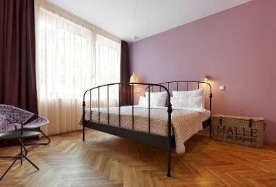 фото отеля The Circus Apartments