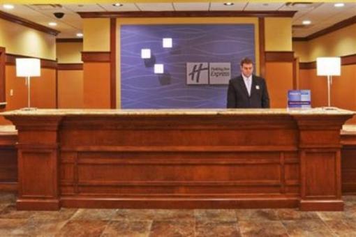 фото отеля Holiday Inn Express Hotel & Suites Springfield