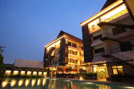 фото отеля Bali World Hotel