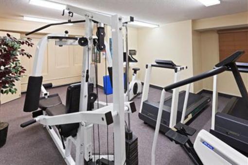 фото отеля Candlewood Suites - Wichita Northeast